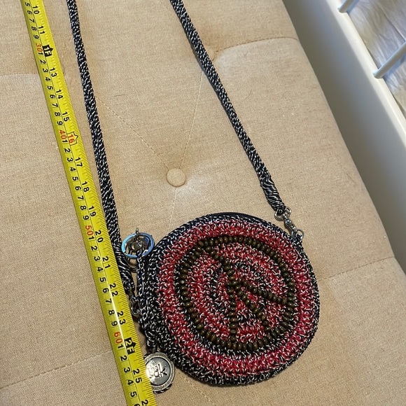 ☮️ NWT the Sak crochet peace sign crossbody circular bag - Picture 12 of 13